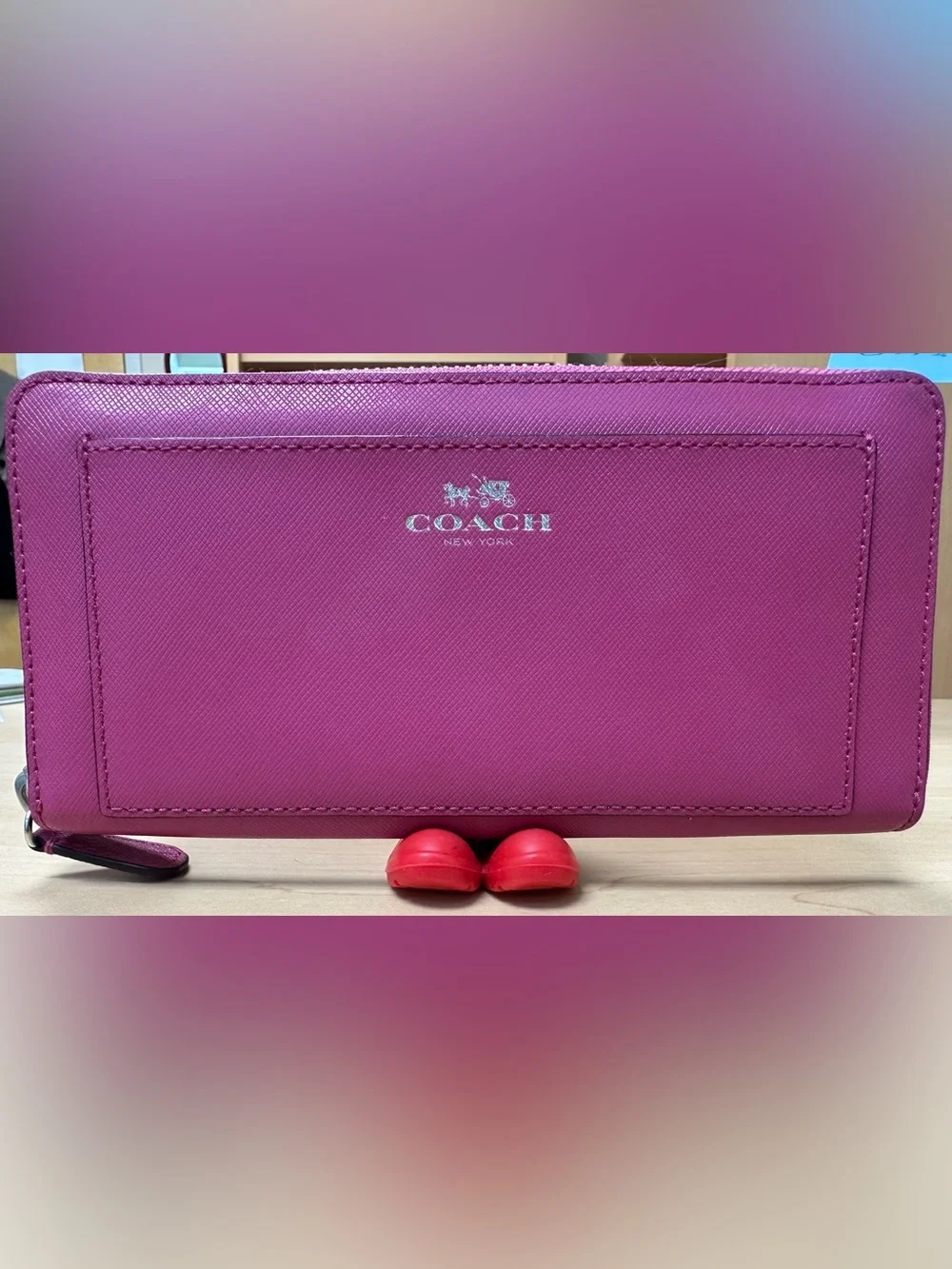 Coach Magenta Crossgrain Leather Zip Around Wallet 🩷 - Picture 2 of 6